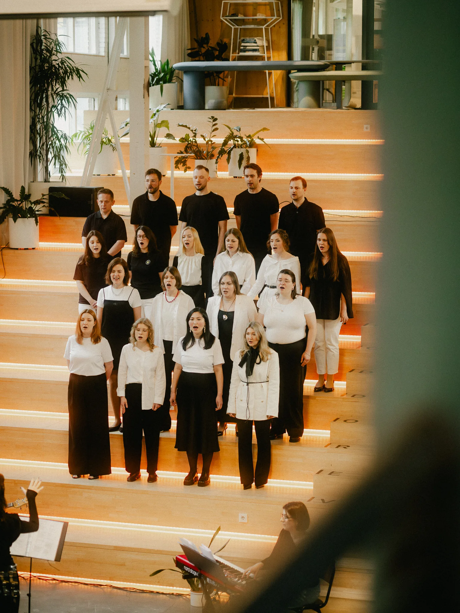 Sorry for my accent choir | Осенний хоровой сезон